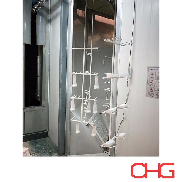 Industrial Applications Professional Automatic Glass Lubricant Spraying Painting Line with Conveyor System Customization