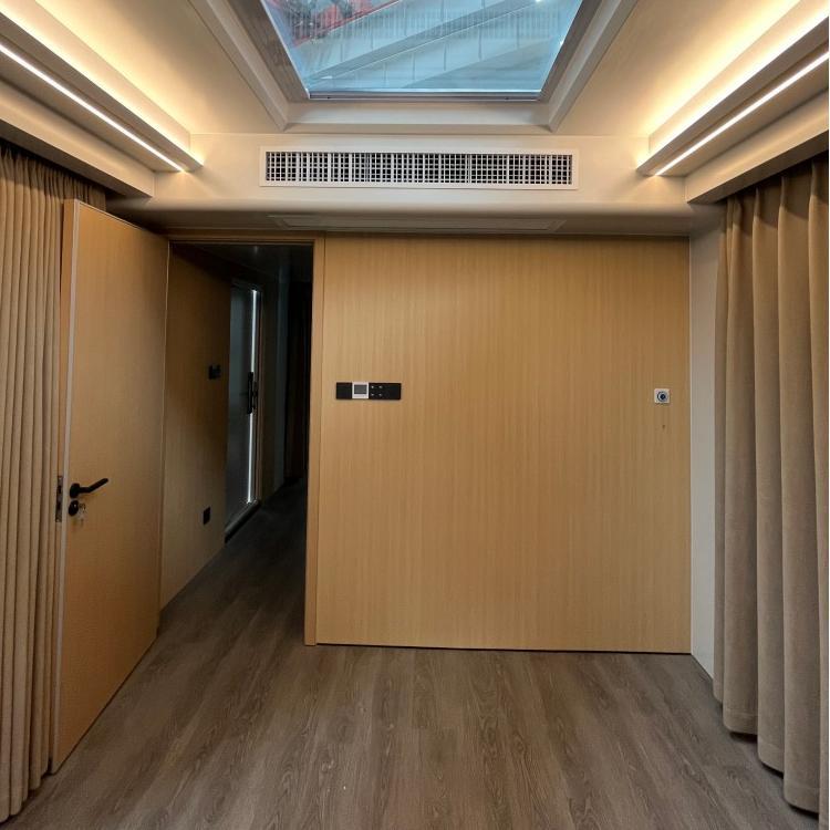 Hot Sale Yoncheng S6 Modern Prefab Houses High Quality Cozy Exclusive New Design Waterproof Steel Structure Space Capsule