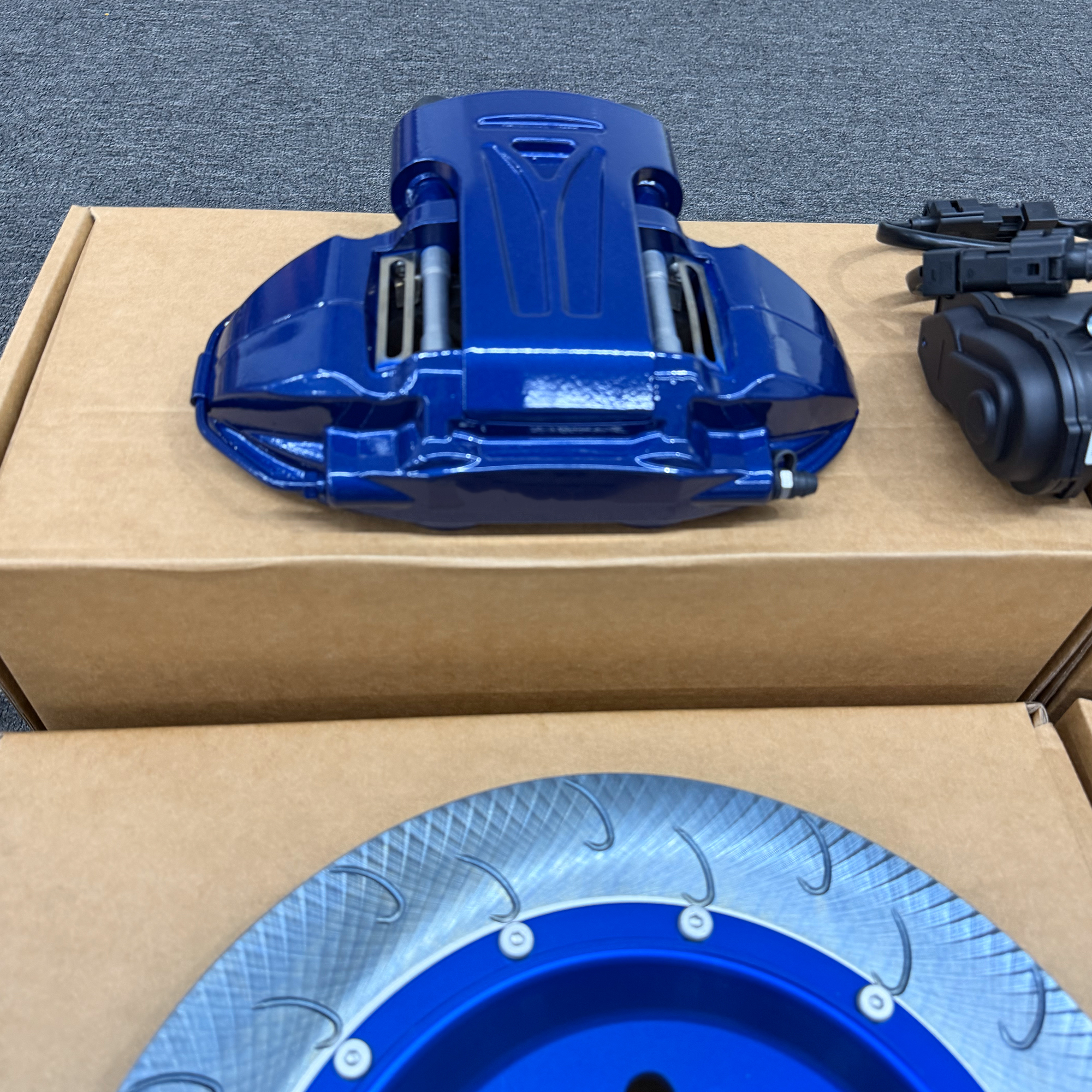 Factory High Custom For Brembo GT6 With Rear EPB 4Pot  For Alfa Romeo Giulia Q4 OEM 50541494 Big Brake Kit