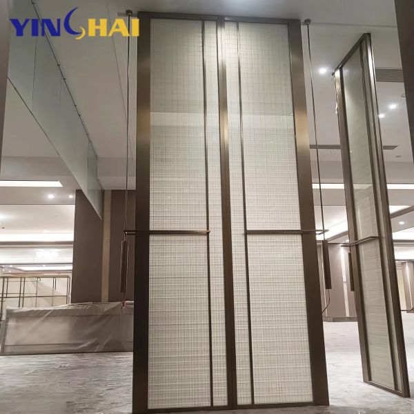 Soundproof Glass Room Divider Panels for Hotel Lobby And Restaurant Customizable