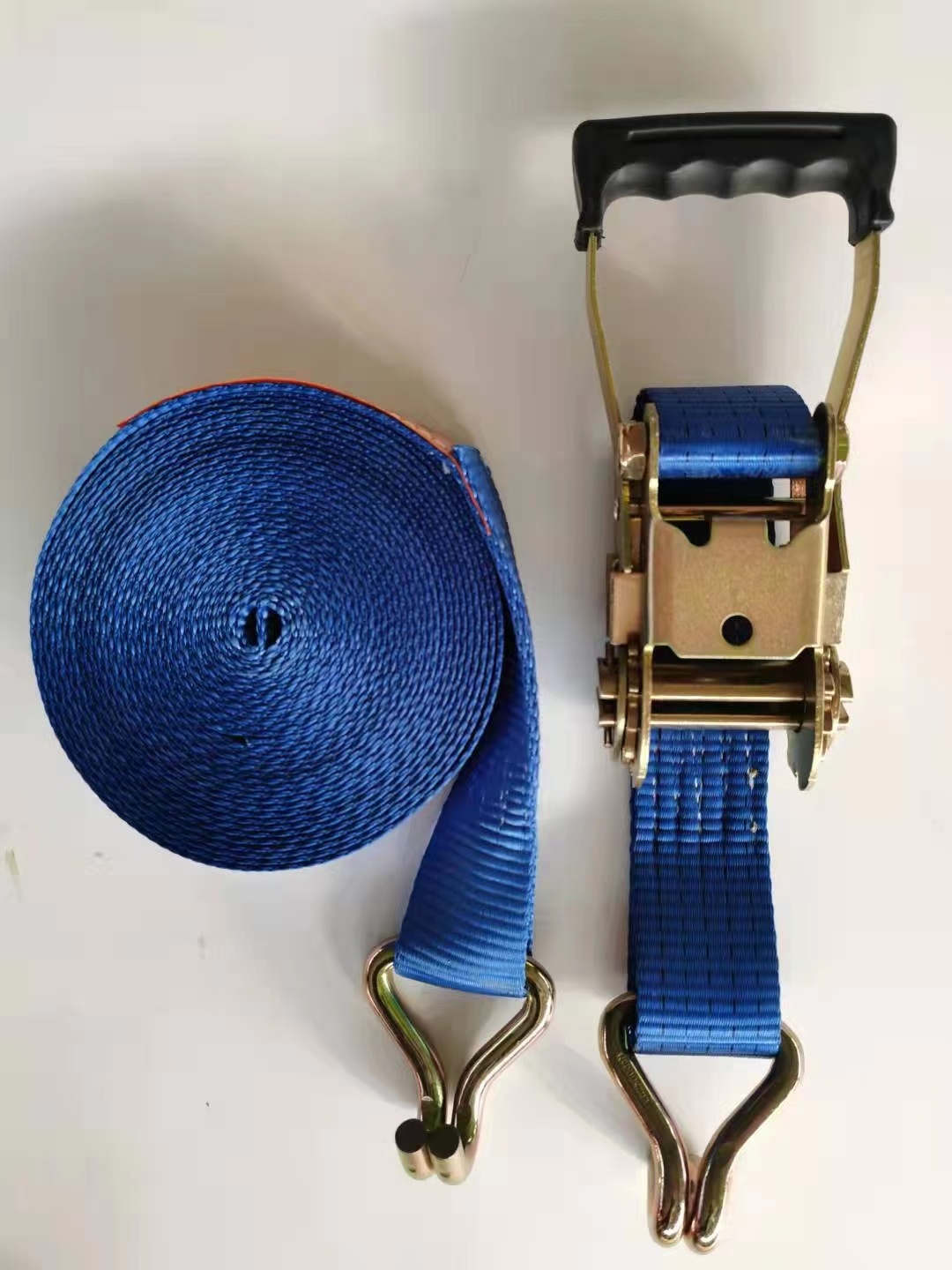 Strong Cargo Lashing Strap Customized Ratchet Tie Down Straps With Locking Ratchet Mechanism