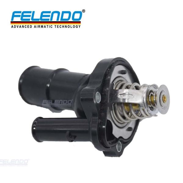 Black Coolant Thermostat For Land Rover LR2 / FREELANDER 2 2008 LR027158