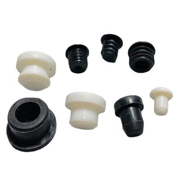 Изготовленный на заказ силикон отлил штепсельную вилку в форму силикона резиновых частей черную