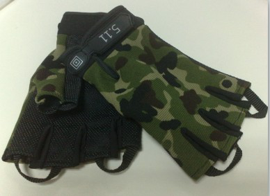 Airsoft Paintball Military Combat Gloves , Half Finger Workout Gloves Breathable