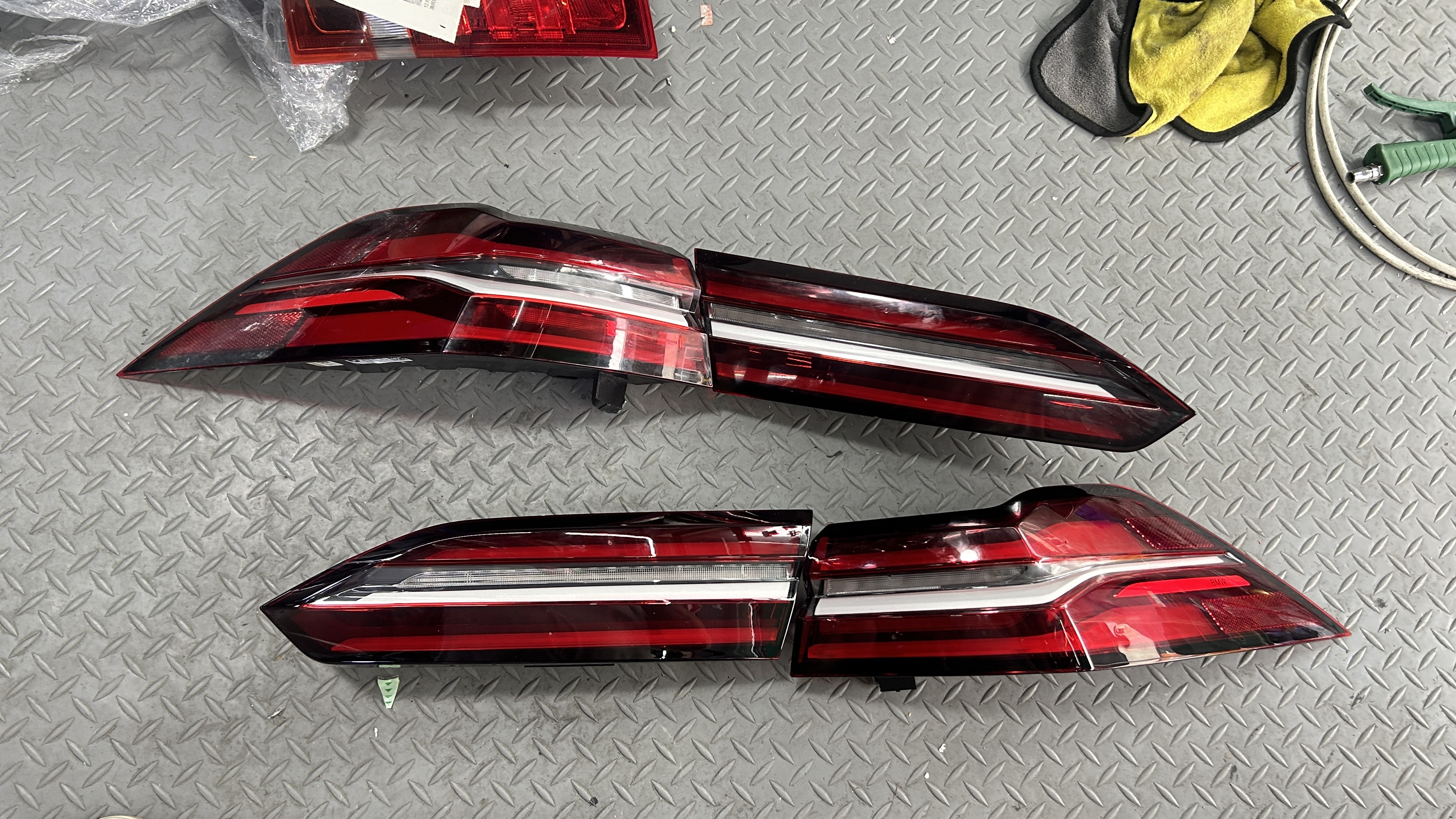 Genuine Used BMW 5 Series G60/G68 Rear Tail Light Assembly Set of 4 (Left Outer + Left Inner + Right Outer + Right Inner)