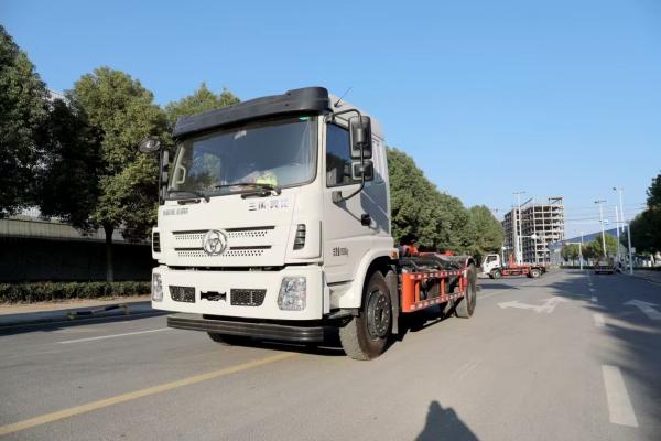 12 CBM Garbage Dump Truck With Hydraulic System Perfect Solution for Waste Management