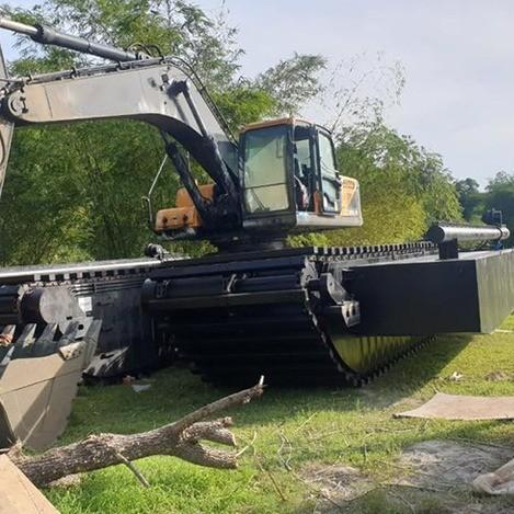 OEM Rubber Tracks Chassis Robot Amphibious Excavator Pontoon Undercarriage