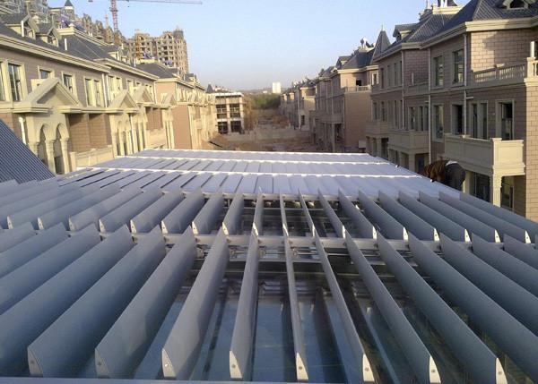 Powder Coated Aluminum Window Shutters Exterior Extrusion Profiles , Adjustable Aluminium Louvres