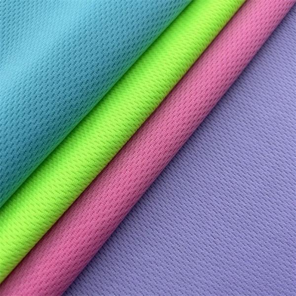 Material da camisola de futebol Tecido 100% poliéster para vestuário desportivo e impressão por sublimação