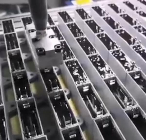 Shipping Cost and Estimated Delivery Time High Precision Polyurethane Dispensing Equipment