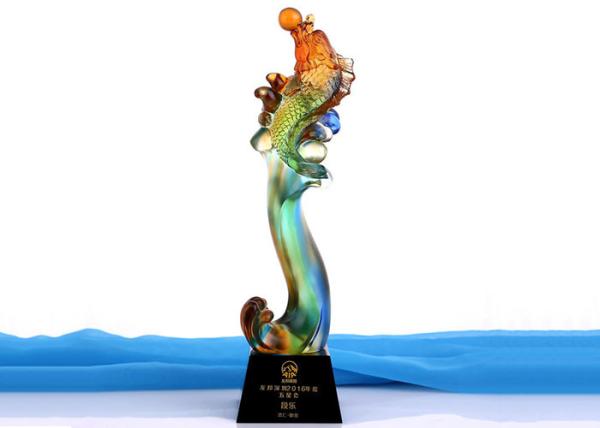 Troféus de Colorized Liuli do Chinoiserie e concessões, presentes exclusivos do projeto dos peixes