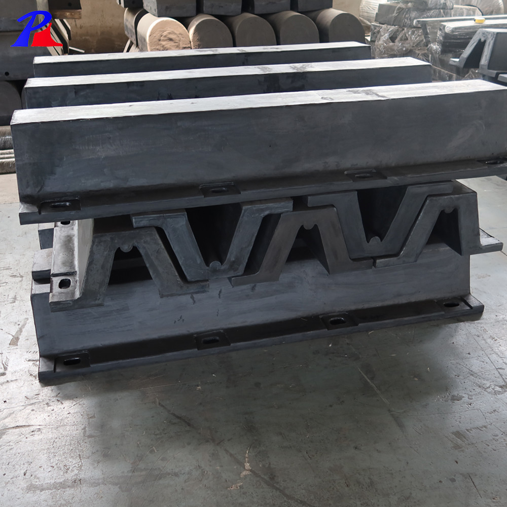 CCS.BV.ABS.SGS Certified V Type Marine Rubber Arch Fender for Berthing