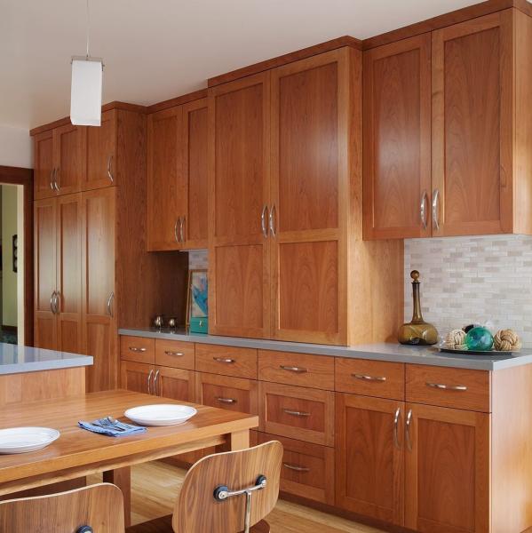 Brown Shaker Solid Wood Kitchen Cabinet Assemble Wood Texture