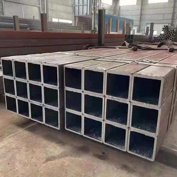 Hot Rolled Seamless Steel Pipes Q235 50mm Carbon Steel Seamless Square Pipe
