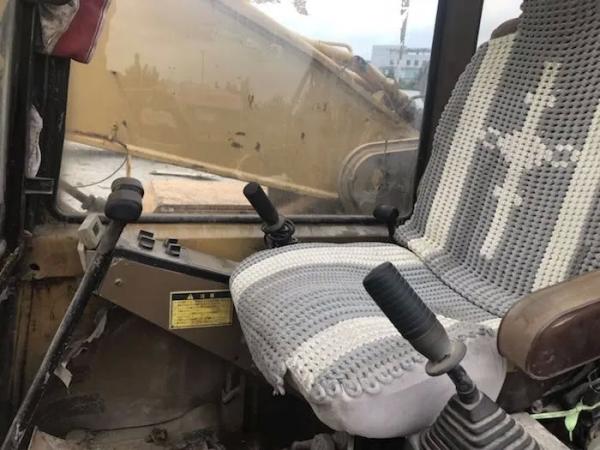Used Excavator Caterpillar E300b Made in Japan, Crawler Excavator for Sale