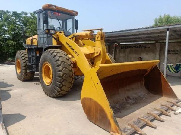 Original Pump Used Wheel Loaders For Heavy Load Handling And Moving