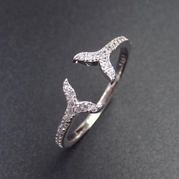 Художественное перекрестное кольцо 925 пасьянса Зирконя стерлингового серебра формы кубическое для Веддинг