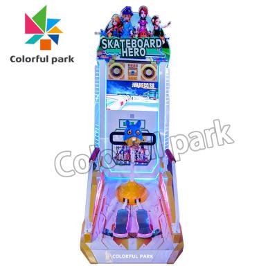 Modo do jogo do comprimento de Arcade Machine Scooter 140cm da criança do skate ajustável