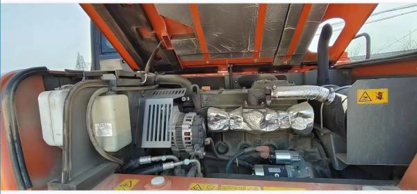 Second-hand HITACHI ZX75 excavator with low price and decent quality Bucket capacity0.33~0.38m3  Machine weight 7280kg