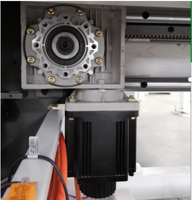 Automatic Wood Cutting Panel Saw Machine Manufacturer Panel Beam Saw 22.5kw