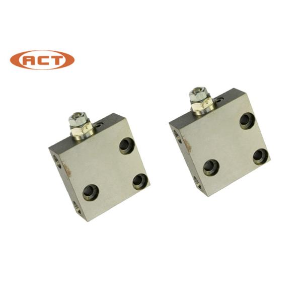 Hydraulic Pressure Relief Valve Excavator Spare Parts 723-40-71102 For PC200-7
