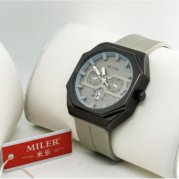 Casual Men's quartz Watches Minimalist Stick Needle Scale Three Eye Six Needle Waterproof men's quartz Watch