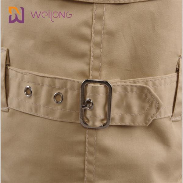 Пальто любимца ветра кота весны щелкает раскрывая пальто канавы собаки Twill хлопка