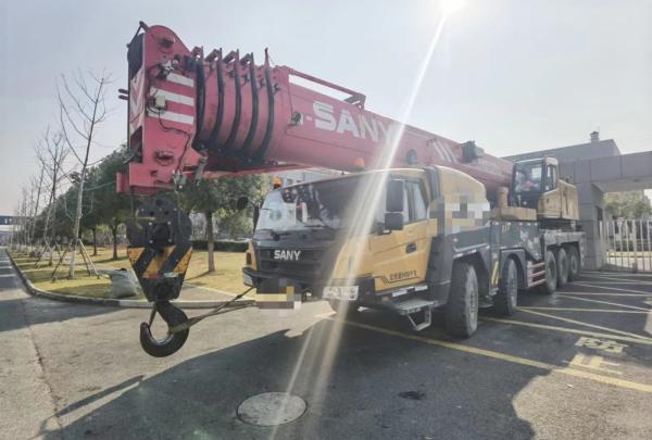 Service après-vente 2017 Terrian Mobile Crane Truck 100 tonnes Truck Crane Arbre numéro 4
