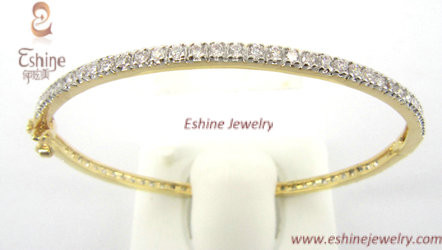 China Factory one row CZ pave setting Gold Plated Classical 925 Silver Bride Bangle lovely