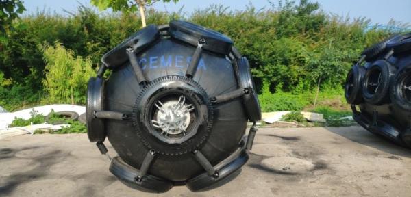 Floating Pneumatic Marine Fender Natural Rubber For Cargo Ship Docking Mooring