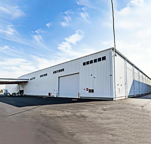 Fabricación de estructuras de acero para instalaciones del sector energético: Componentes modulares C Z Purlin