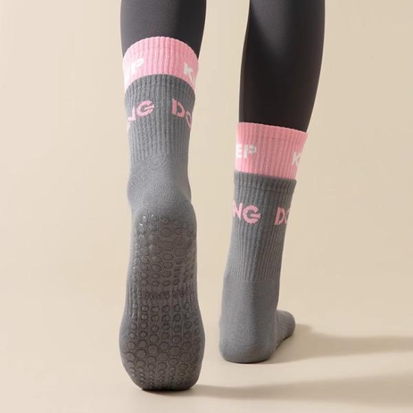 Logo personnalisé Appareils de remise en forme Sous-vêtements anti-dérrapage Sous-vêtements de plancher Pilates Sports Femmes Yoga