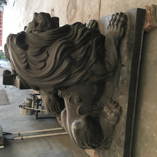 Entrance Outdoor Metal Sculpture Cast Bronze Metal Lion Statue