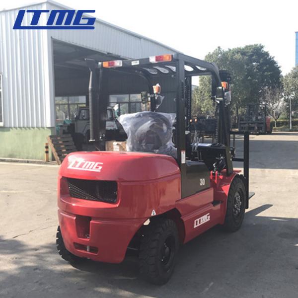 Counter Balance Diesel Forklift Truck With ISUZU C240 Engine Pneumatic Tire