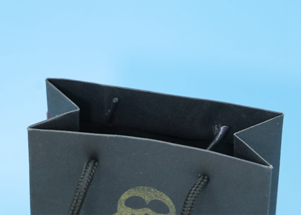 Нижние черных бумажных мешков Эко дружелюбных крепкие прочные квадратные стоят вверх легко