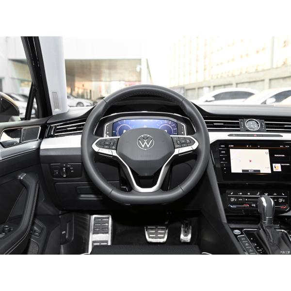 116KW Total Motor Power 2022 Magotan Plug-in Hybrid GTE Luxury 4-Door 5-Seater Vehicle