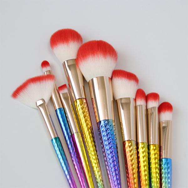 Slim Waist Dreamy Makeup Brush Set With Gradient Color Durable Plastic Handle