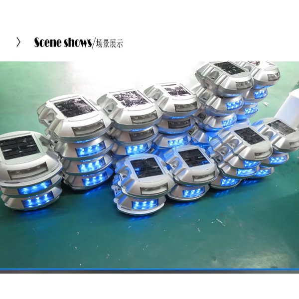 Roadsafe LED Solar Road Stud with 5mm Ultra Bright LED and 20 Tons Resist Compression in Aluminium Alloy