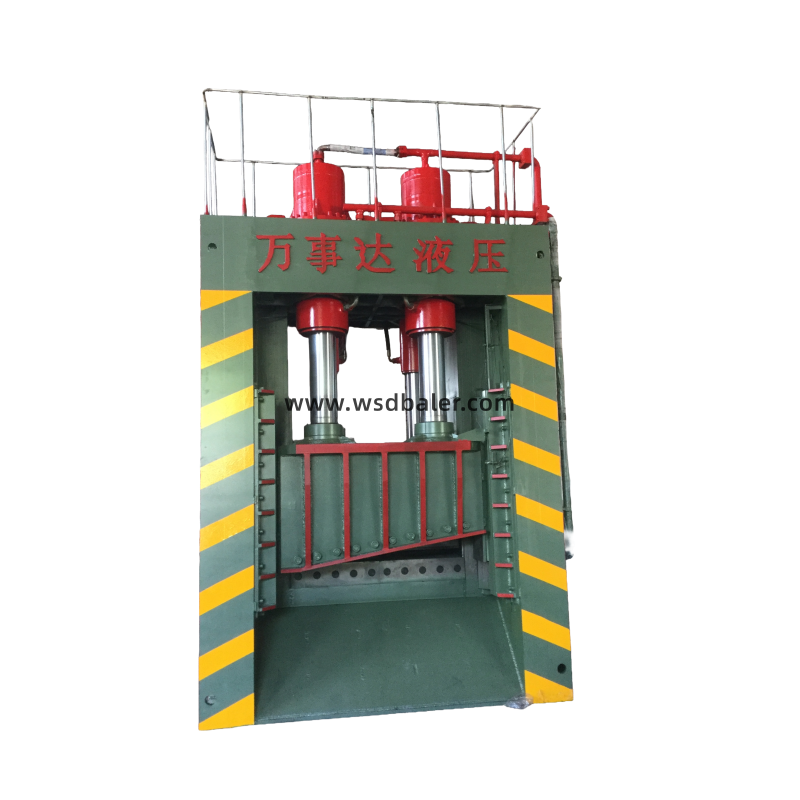 Horizontal Container Scrap Shear With 8000kN Cutting Force, 270kW Power, And PLC Automatic Control