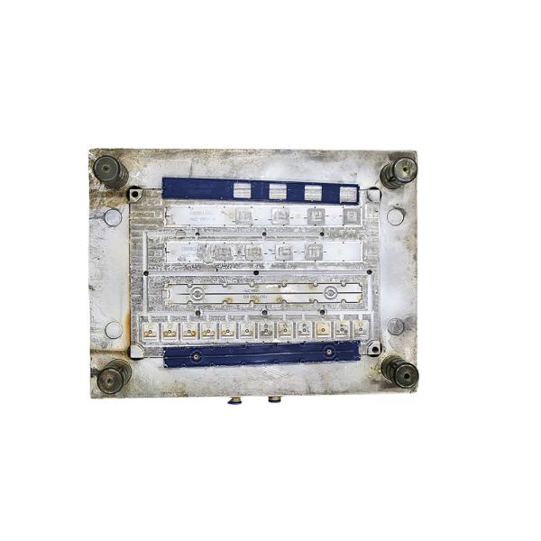 50 pièces de rechange automatiques de moulage par injection thermoplastique des véhicules à moteur en acier