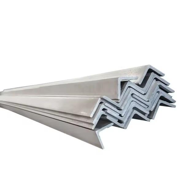 30x30x3 Galvanised Steel Drywall Thincoat L Angle Bar Hot Rolled Cold Rolled Equilateral Surface Mild Steel Plain