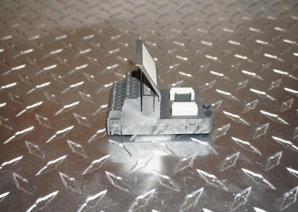 Power Supply Emerson DeltaV Terminal Block KJ3224X1-EA1 12P4367X012 Redundant Module
