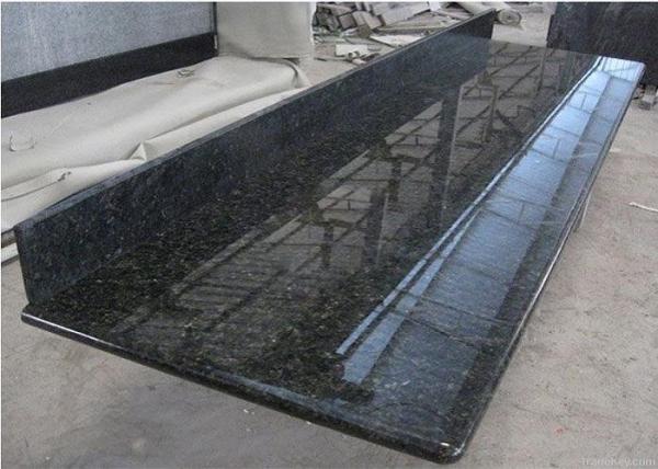 Obscuridade Precut de Ubatuba da tuba de Prebab Brasil Verde Uba - verde lustrou a obscuridade - lajes de pedra naturais do granito verde para a decoração