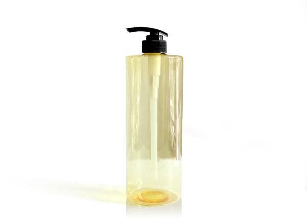Yellow Empty Shower Gel Bottles , Family Bathroom Beauty Product Bottles