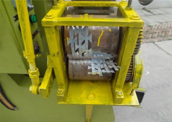 380V 2.2kw Automatic Barbed Wire Making Machine Punching Speed 100 - 120 Times Per Min