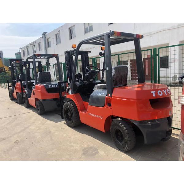 Forklift Lifting Capacity 3 Ton Japan 8FD30 Very for Fork Width 550mm at Manufacturing Plant