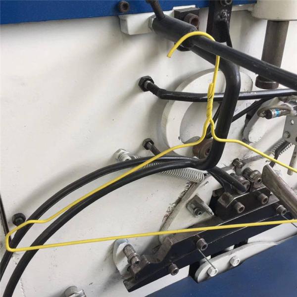 Colorful Pvc Coated Wire Hangers 16 Inch Dimesion 3.2mm Dia For Laundry Shop