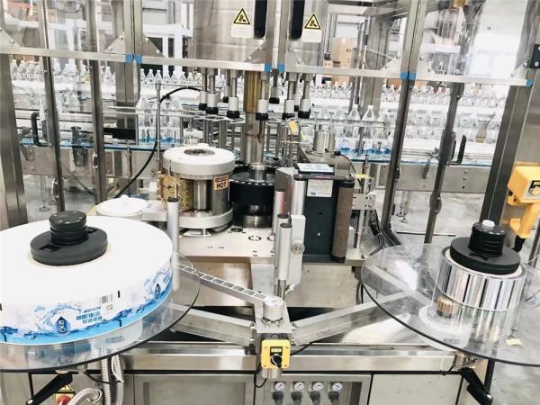 Garrafas de plástico rótulo de plástico fabricado na China máquinas automáticas de rotulagem de cola a frio equipamento de rotulagem de líquidos orais