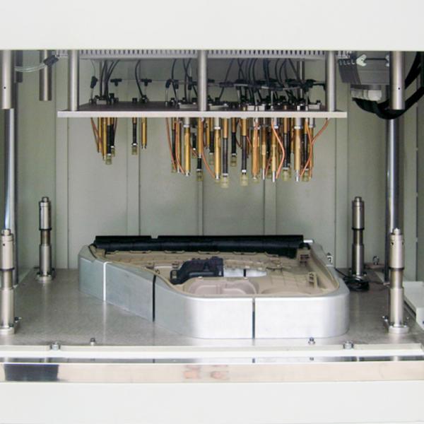High Working Efficiency Vibration Friction Plastic Welding Machine for Car Radiator