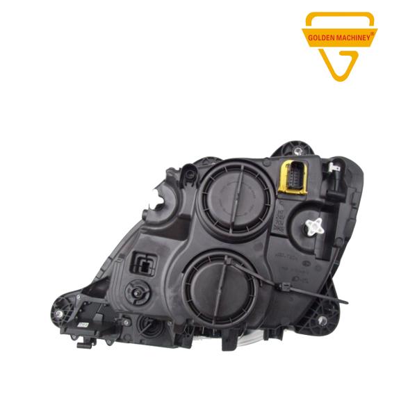 RH1449529 1436684 1328859 1334109 1381703 DAF CF65CF75 Truck Spare Parts DAF Head Light case